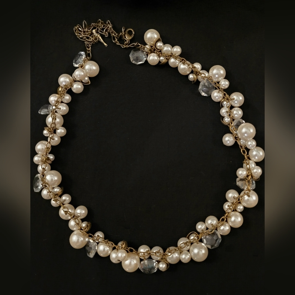 Vintage Chloe + Isabel Faux Pearl and Clear Drop Necklace - Picture 2 of 3